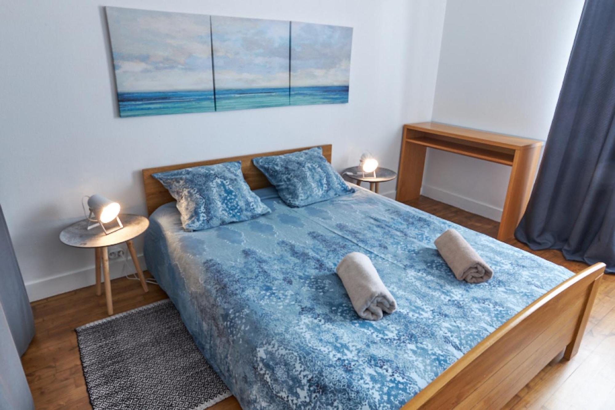 Centre Ville A Pied Appt Avec Sauna, Linge, Wifi, Stationnement Gratuit Ванн Экстерьер фото